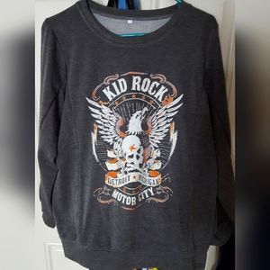 Oversized size small Kid Rock graphic sweatshirt